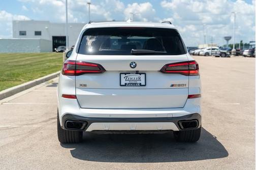 2022 BMW X5 M50i