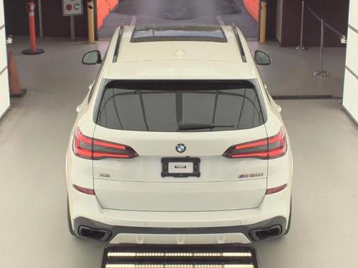 2022 BMW X5 M50i