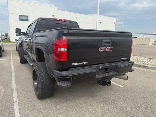2017 GMC Sierra 2500 Denali