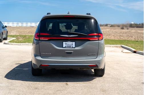 2022 Chrysler Pacifica Limited