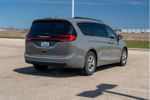 2022 Chrysler Pacifica Limited