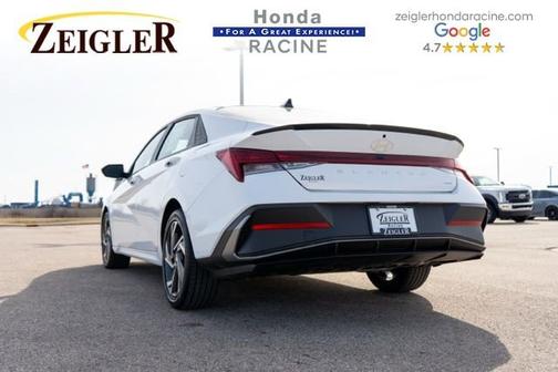 2025 Hyundai ELANTRA HEV SEL Sport