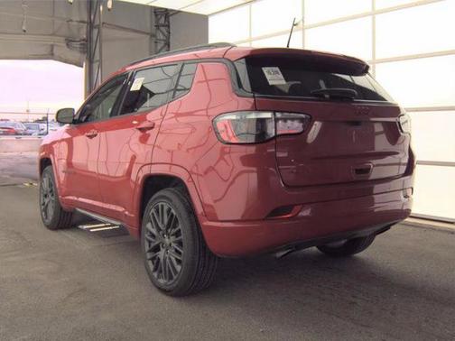 2023 Jeep Compass (RED) Edition