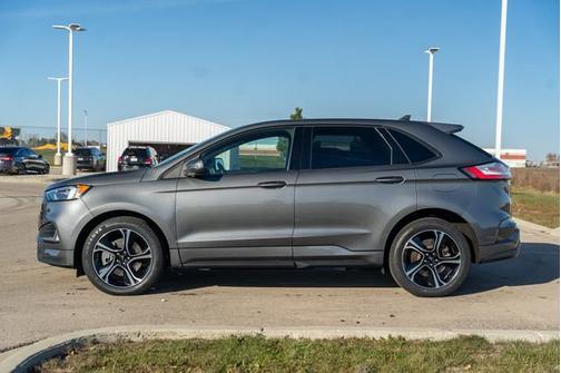 2023 Ford Edge ST