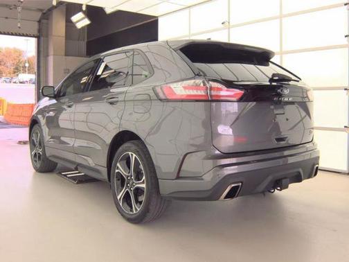 2023 Ford Edge ST