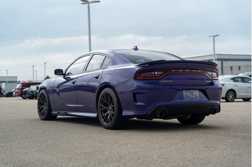 2016 Dodge Charger SRT Hellcat