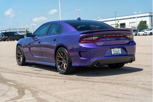 2016 Dodge Charger SRT Hellcat