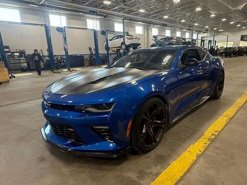 Hyper Blue Metallic 2018 Chevrolet Camaro 1SS