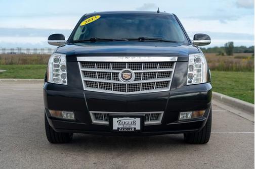2013 Cadillac Escalade Platinum Edition