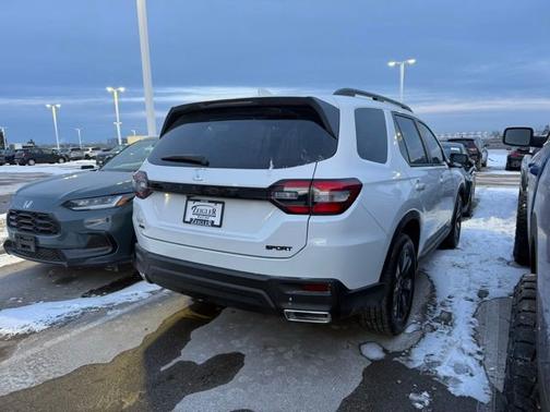 2023 Honda Pilot Sport