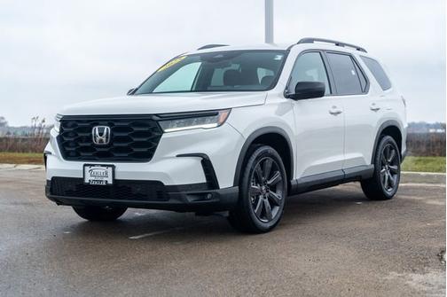 2025 Honda Pilot Sport