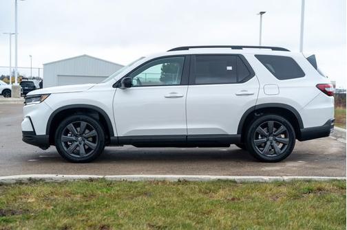 2025 Honda Pilot Sport