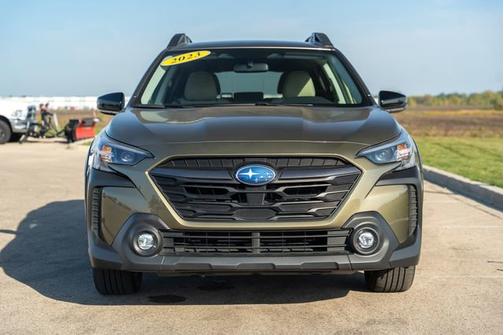 2023 Subaru Outback Premium