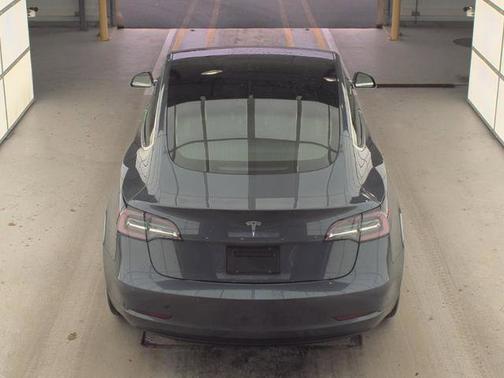 2019 Tesla Model 3 Mid Range