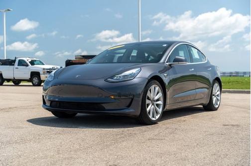 2019 Tesla Model 3 Mid Range