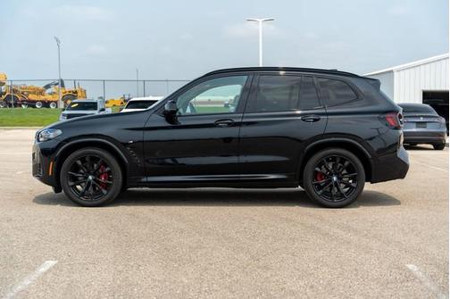 2024 BMW X3 M40i