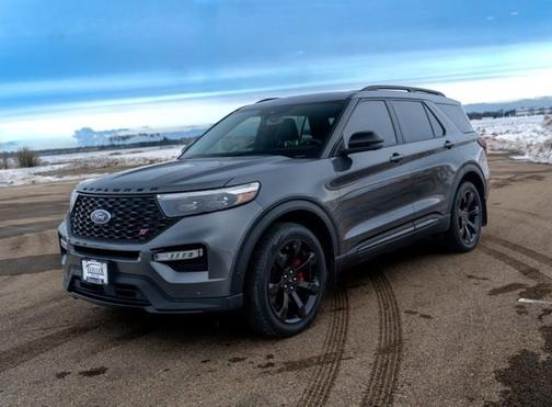 2022 Ford Explorer ST