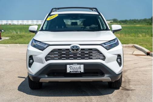 2025 Toyota RAV4 Hybrid Limited
