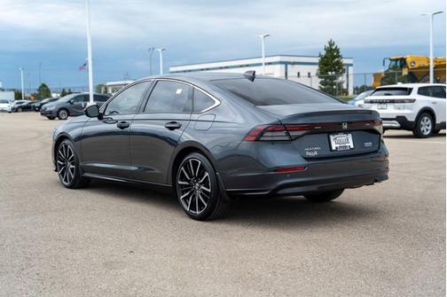 2023 Honda Accord Hybrid Touring