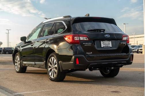 2019 Subaru Outback 2.5i Touring