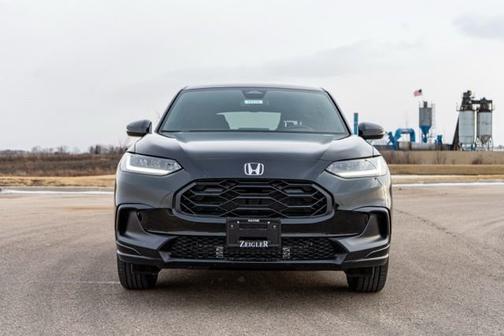 CRYSTAL BLACK 2026 Honda HR-V Sport
