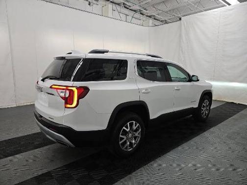 2020 GMC Acadia SLT