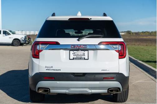 2020 GMC Acadia SLT