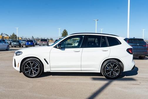 2023 BMW X3 M40i