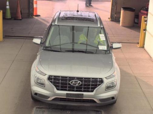 2023 Hyundai VENUE SEL