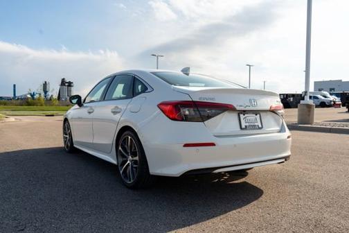 Lunar Silver Metallic 2024 Honda Civic Touring