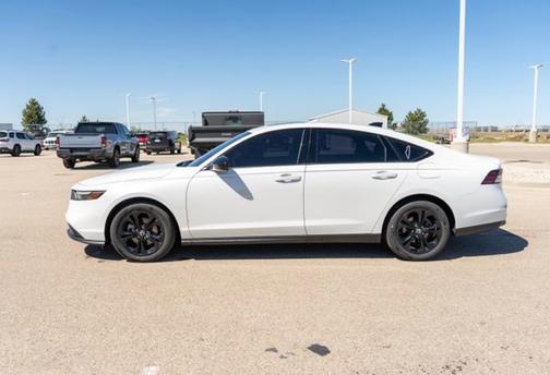 Platinum White Pearl 2025 Honda Accord SE