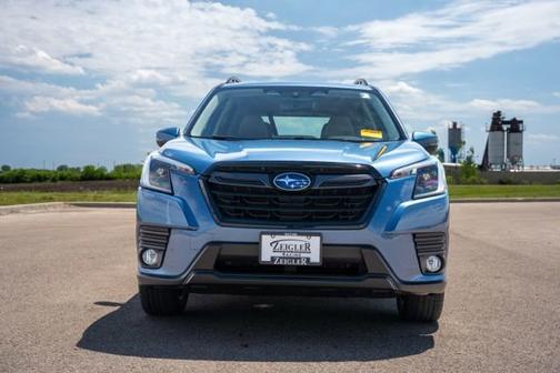 Horizon Blue Pearl 2022 Subaru Forester Limited