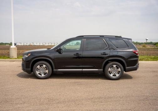 CRYSTAL BLACK 2026 Honda Pilot EX-L