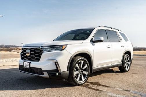 2025 Honda Pilot Touring