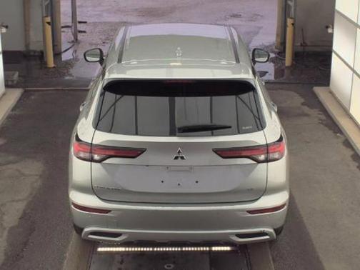 2024 Mitsubishi Outlander SE Black Edition