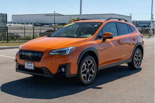 Photo 3 of 39 of 2018 Subaru Crosstrek 2.0i Limited