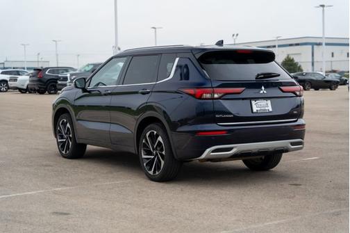 2023 Mitsubishi Outlander SEL