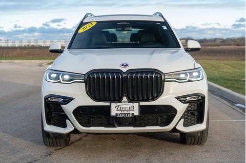 2022 BMW X7 M50i