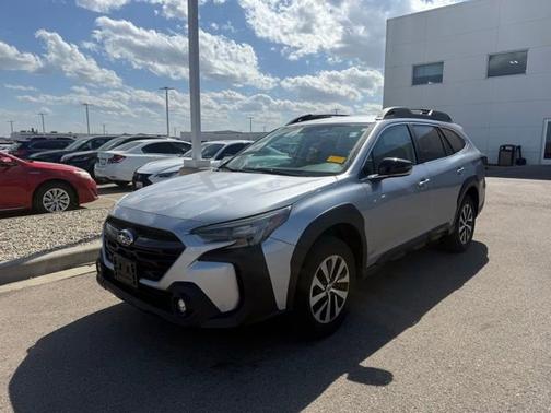 Ice Silver Metallic 2024 Subaru Outback Premium