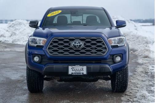 2022 Toyota Tacoma Base