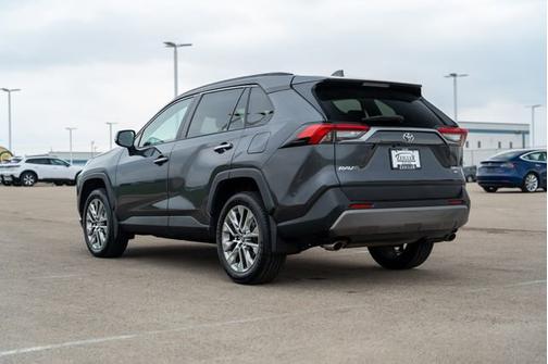 2021 Toyota RAV4 Limited