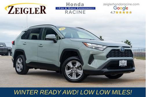 2022 Toyota RAV4 Hybrid XLE