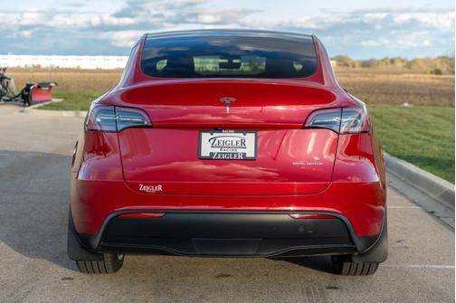2022 Tesla Model Y Long Range