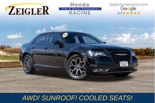 2018 Chrysler 300 S