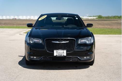 2018 Chrysler 300 S