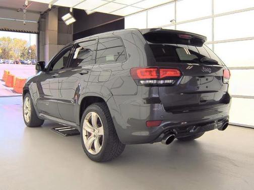 2017 Jeep Grand Cherokee SRT
