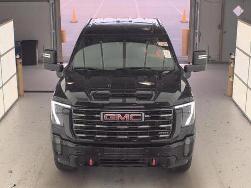 2024 GMC Sierra 2500 AT4