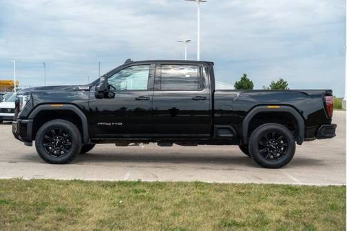 2024 GMC Sierra 2500 AT4