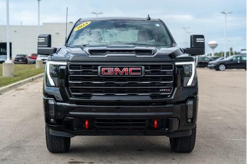 2024 GMC Sierra 2500 AT4