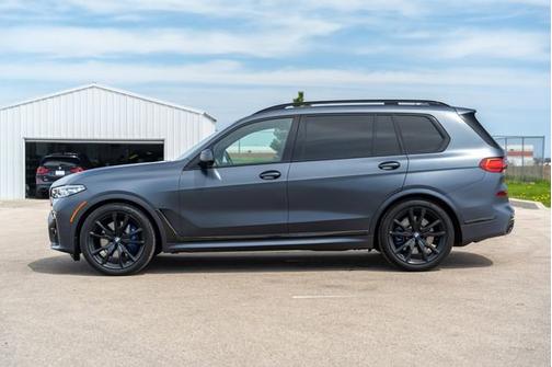 2021 BMW X7 M50i